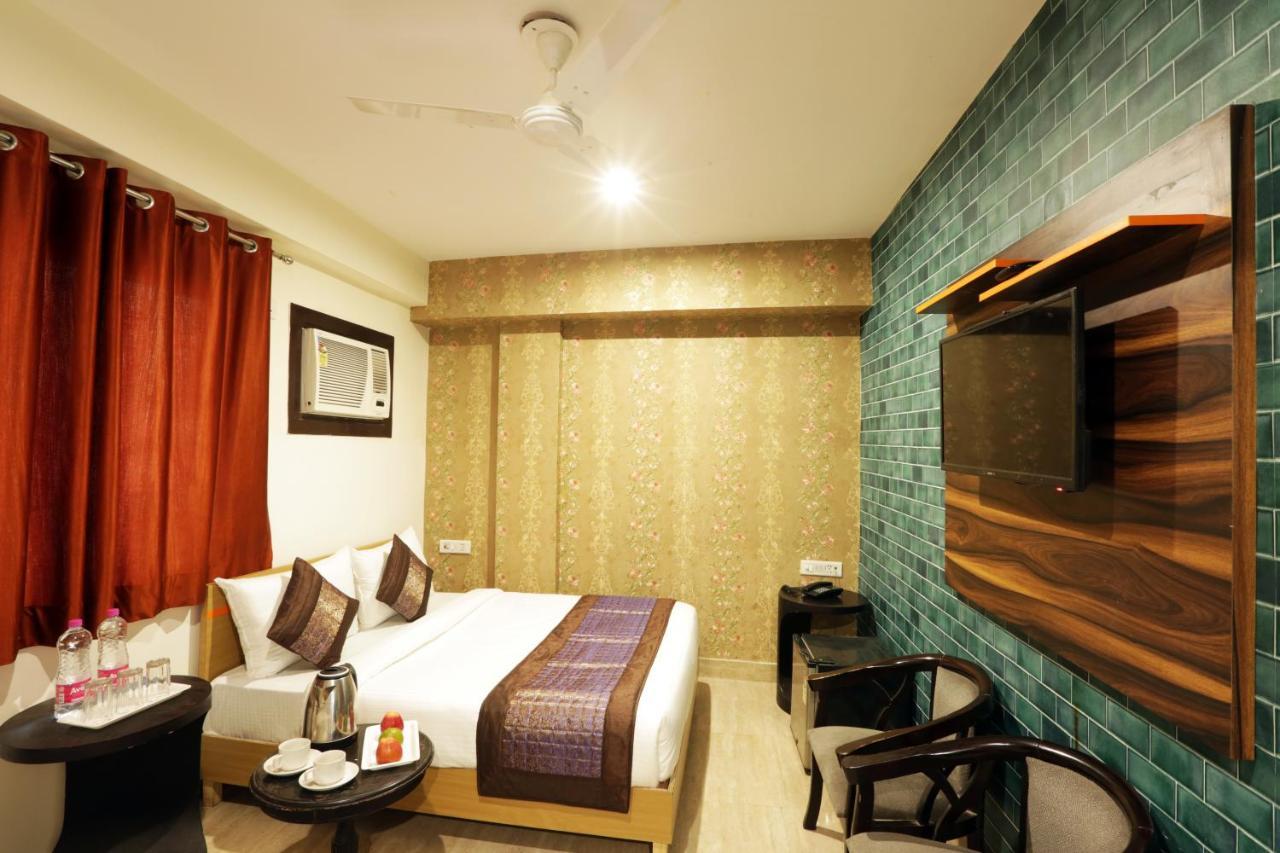Couette-café Classic Plaza At Delhi Airport New Delhi